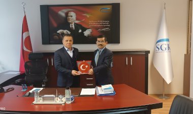 SGK-SEN GENEL MERKEZ YÖNETİMİNDEN GSS TESCİL ve PRİM DAİRE BAŞKANI RÜSTEM ÖZDEMİR 'E ZİYARET
